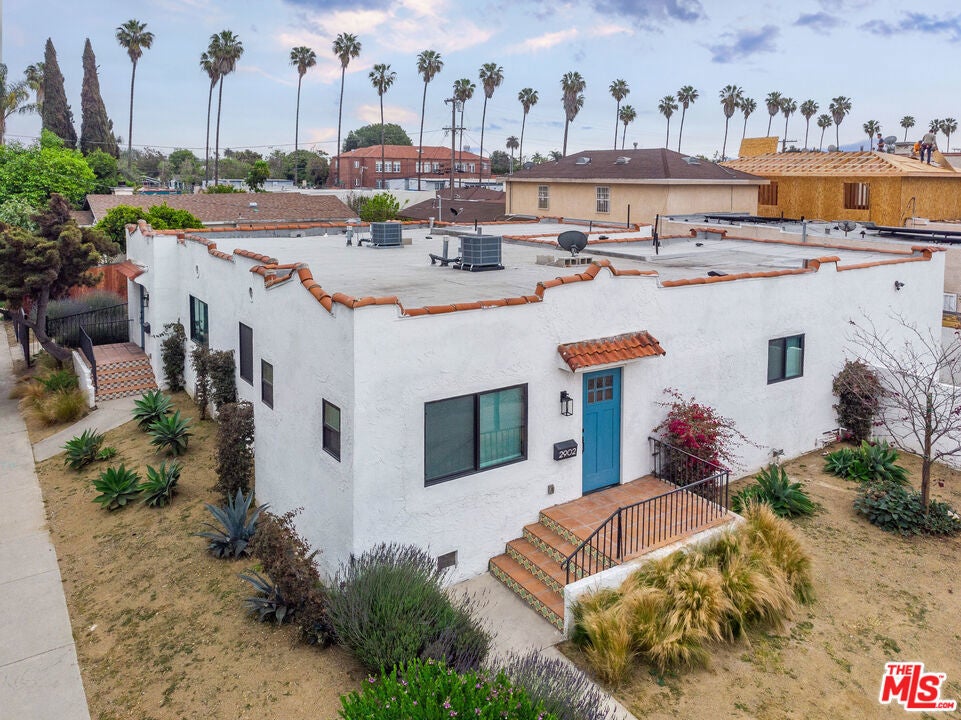 Photo of Listing #25537299