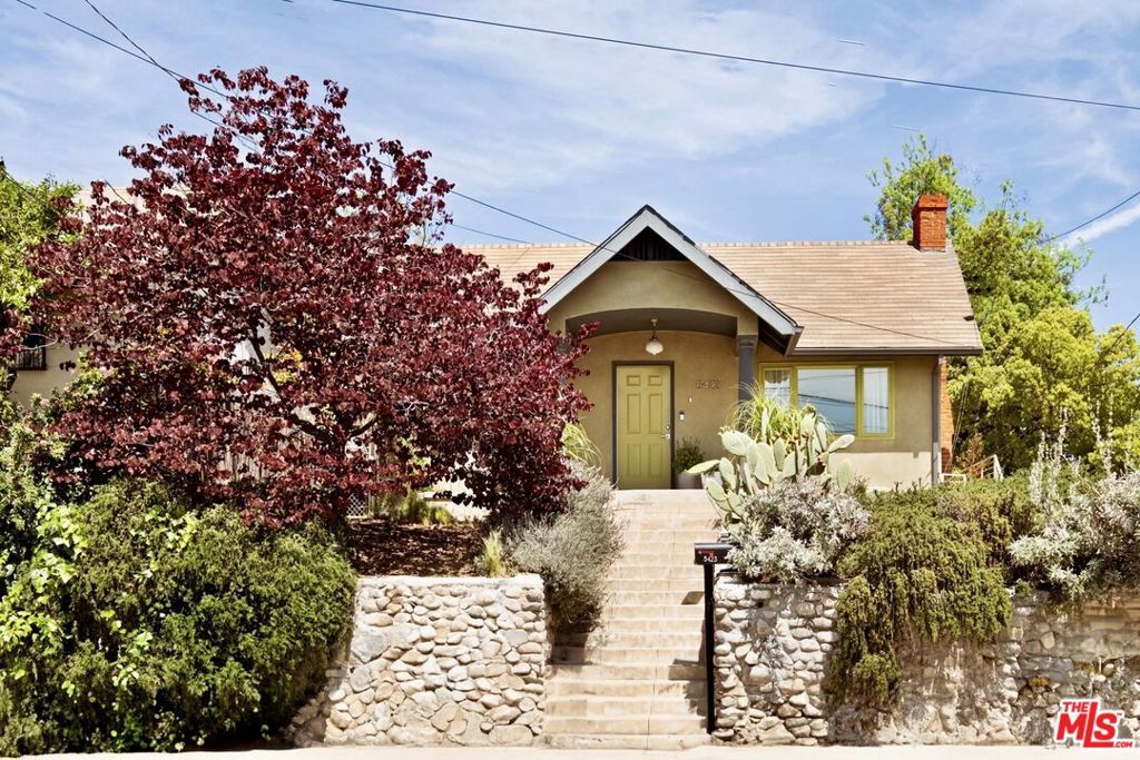 Photo of Listing #25537945