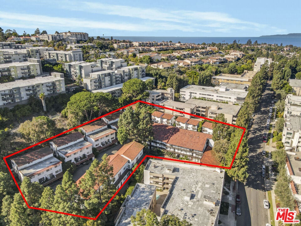 Photo of Listing #25541517