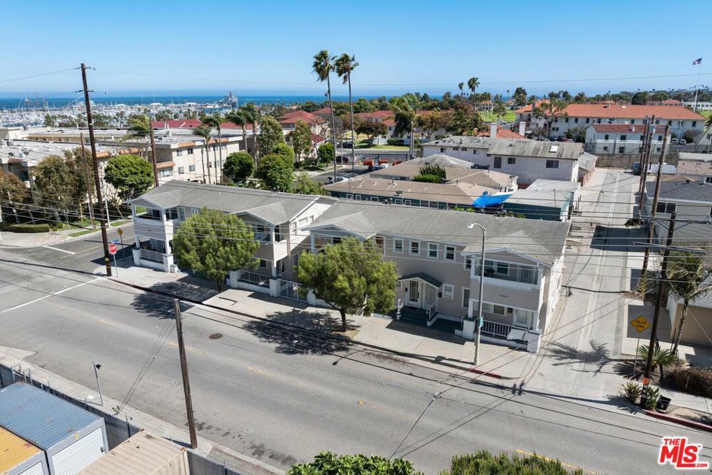 Photo of Listing #25543809