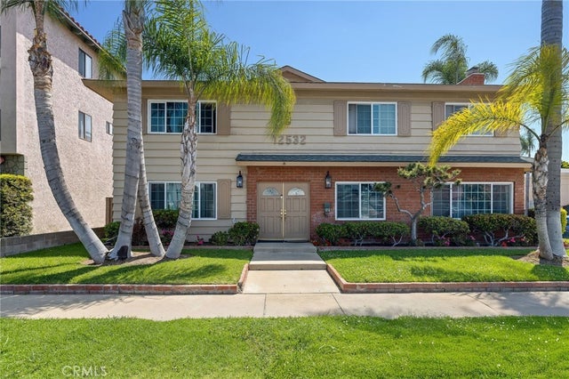 12532 Cranbrook Avenue, Hawthorne.