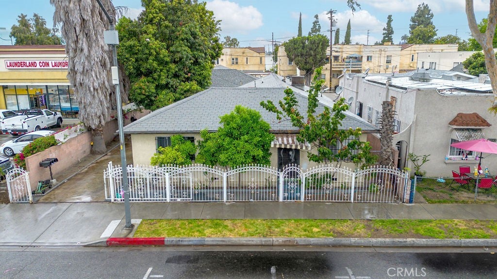 Photo of Listing #DW25127689