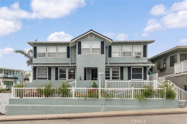 2468 Silverstrand Avenue, Hermosa Beach.