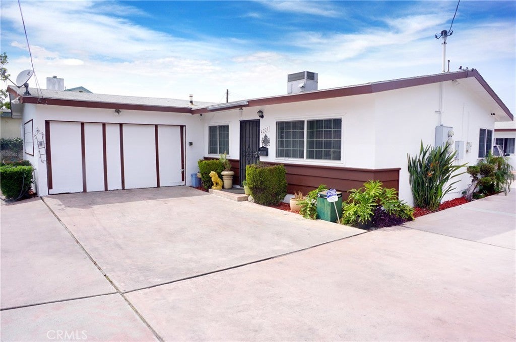 Photo of Listing #PW25131926