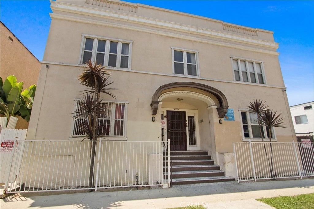 Photo of Listing #DW25137092