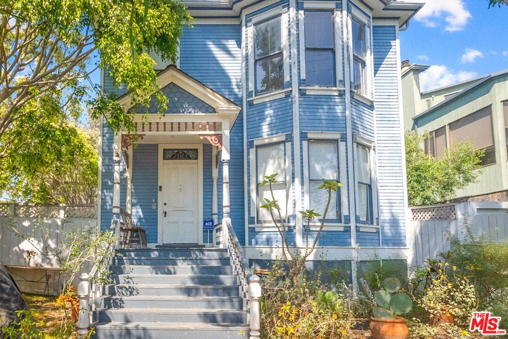 Photo of Listing #25556913