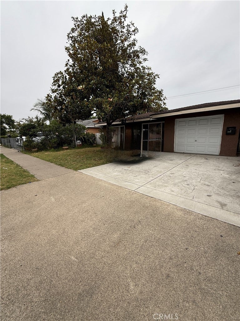 Photo of Listing #RS25142336