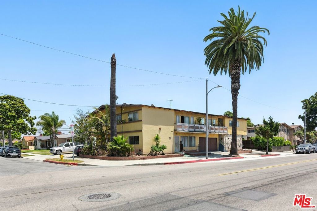 Photo of Listing #25557895