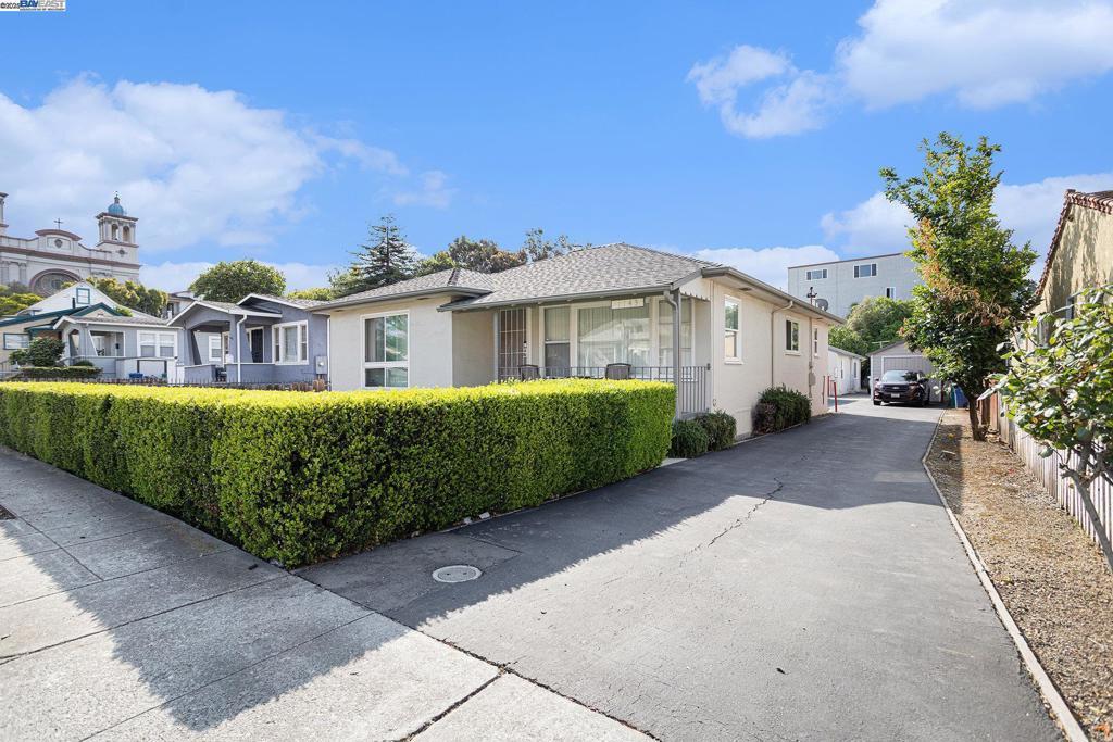 Photo of Listing #41102975