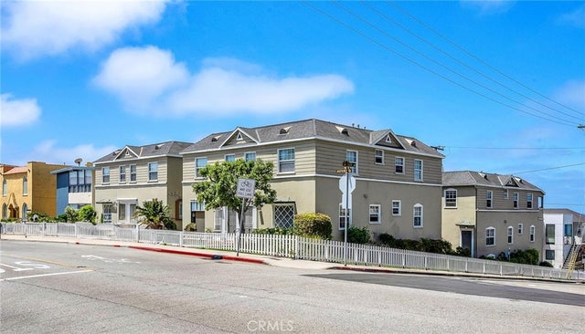 1535 Monterey Boulevard, Hermosa Beach.