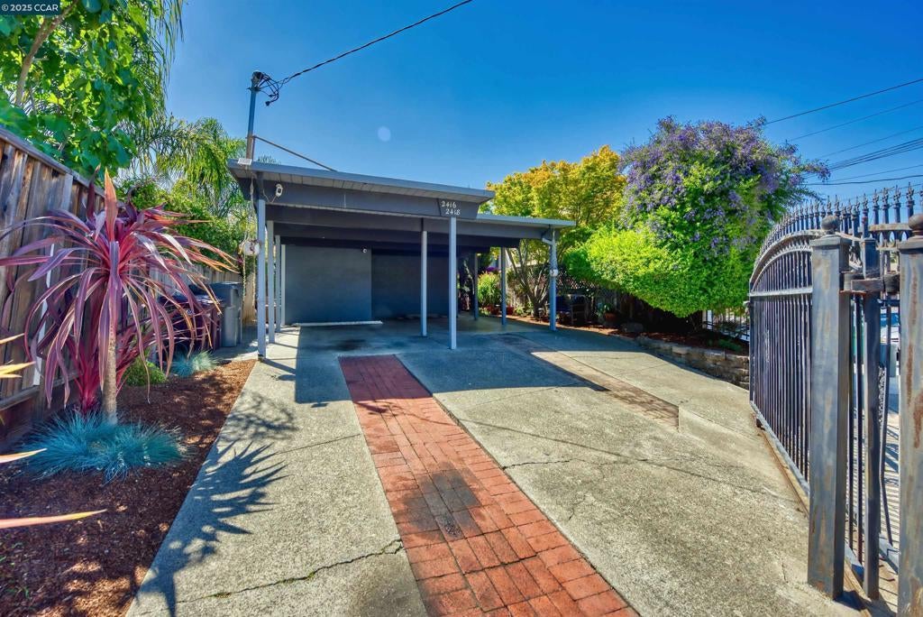 Photo of Listing #41104624