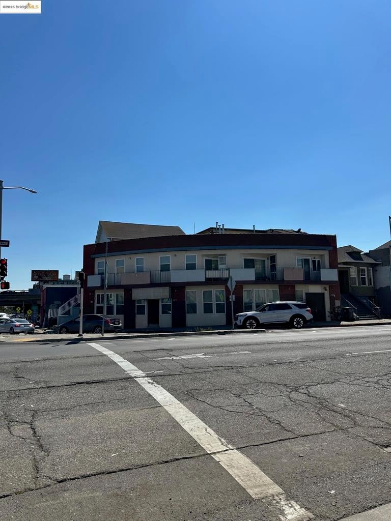 Photo of Listing #41104779