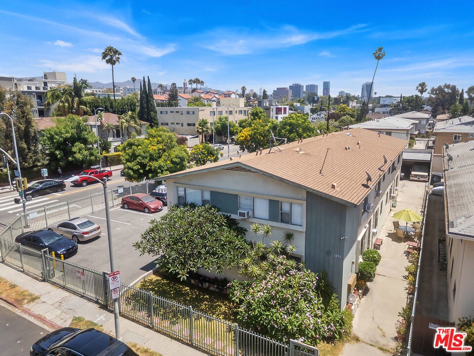 Photo of Listing #25566669