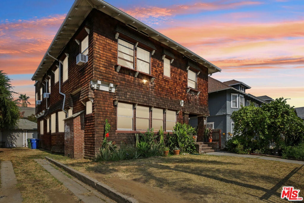 Photo of Listing #25565989