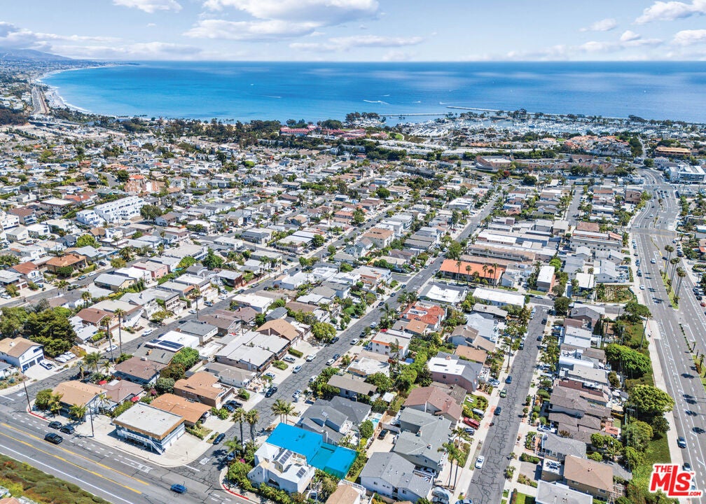 Photo of Listing #25573889