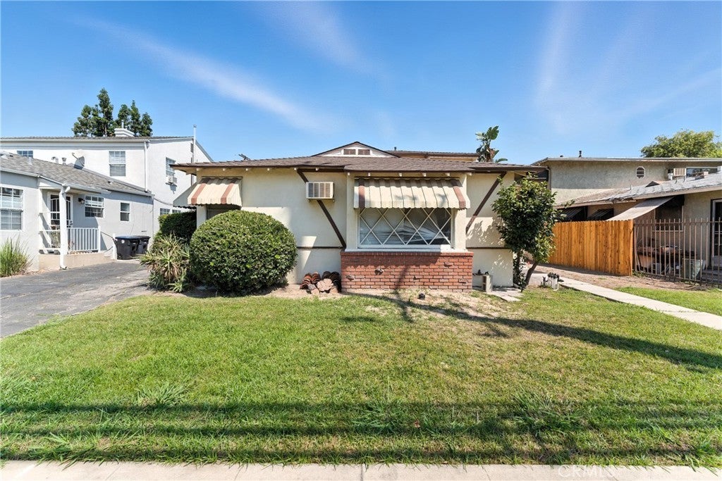 Photo of Listing #DW25176355