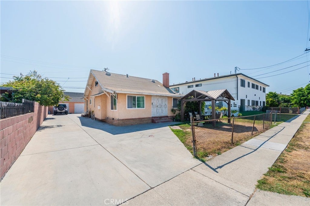 Photo of Listing #SB25179142