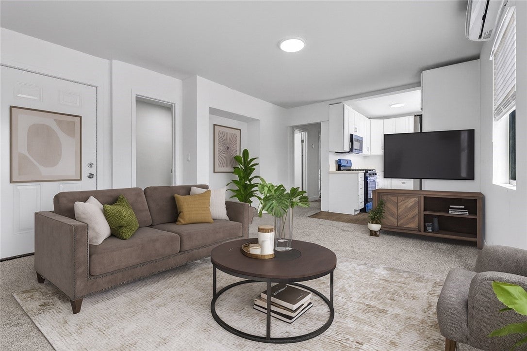 Photo of Listing #DW25179978