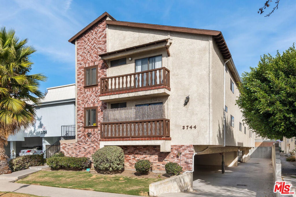 Photo of Listing #25577225