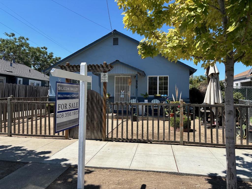 Photo of Listing #ML82017854