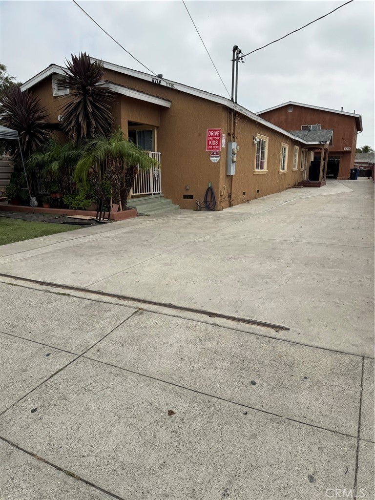 Photo of Listing #DW25183075