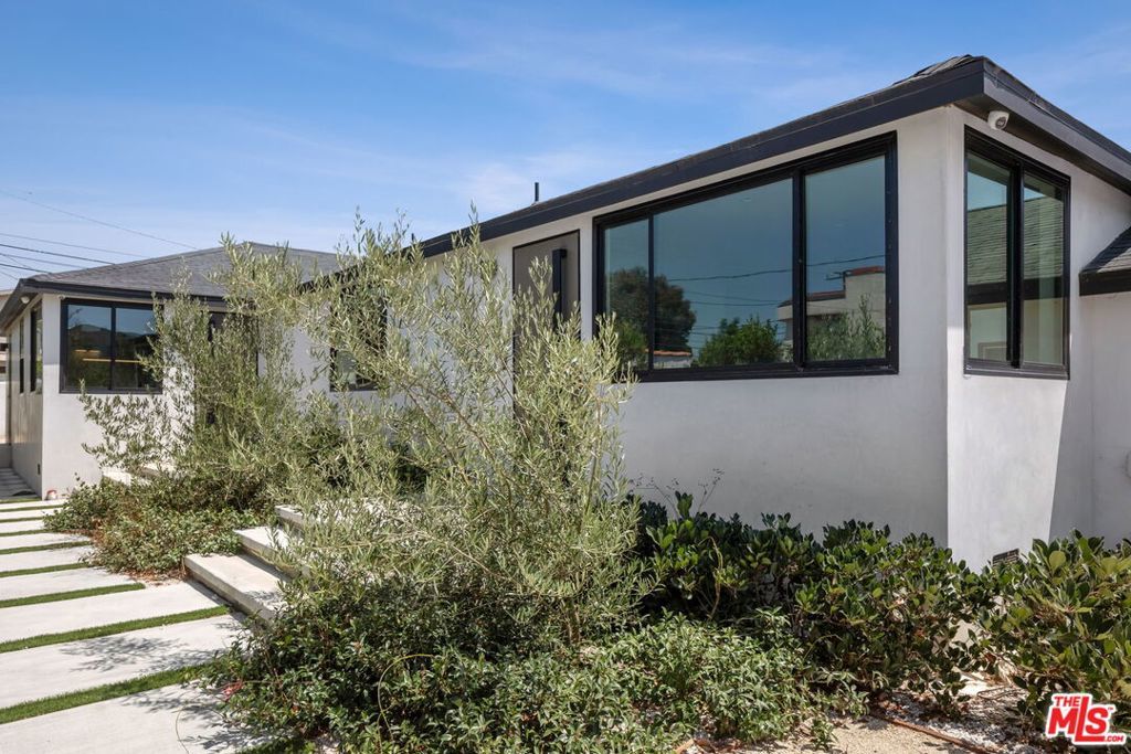 Photo of Listing #25580683