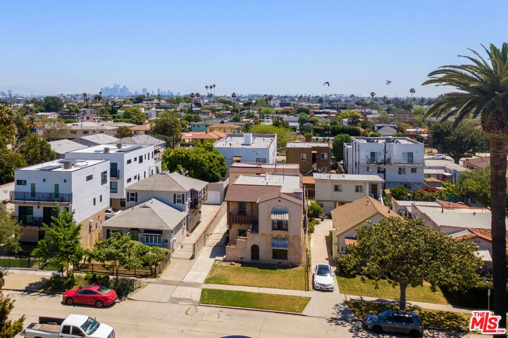 Photo of Listing #25584299