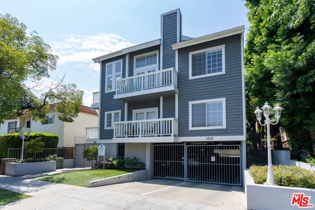 Photo of Listing #25589541