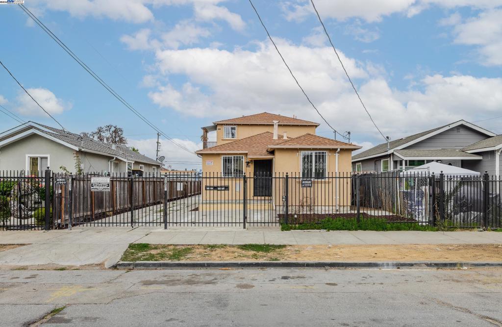 Photo of Listing #41111655