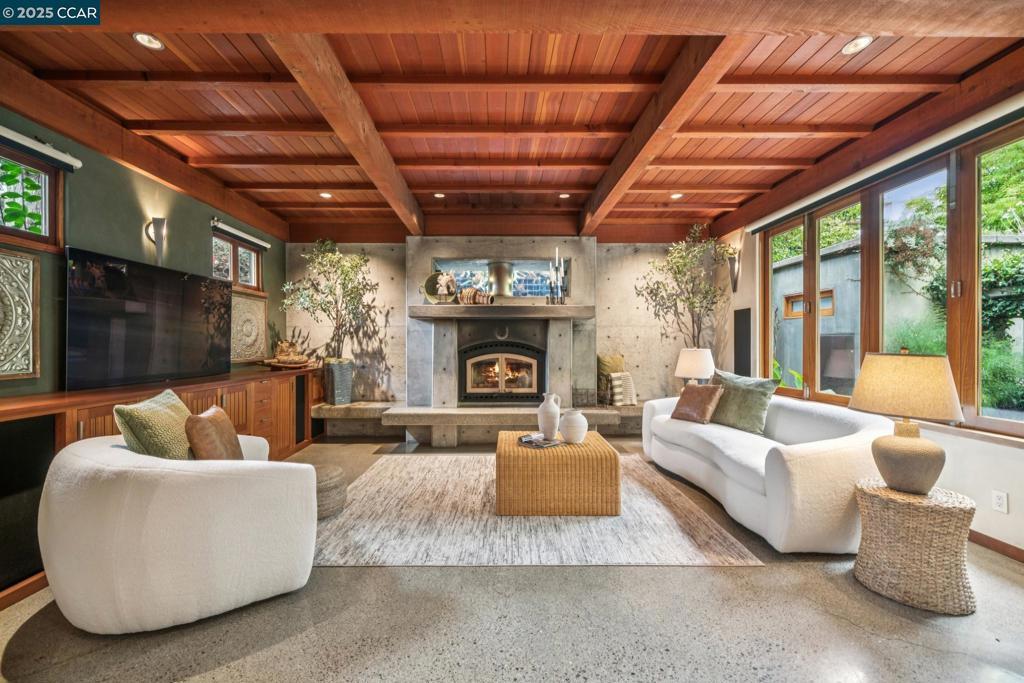 Photo of Listing #41113254