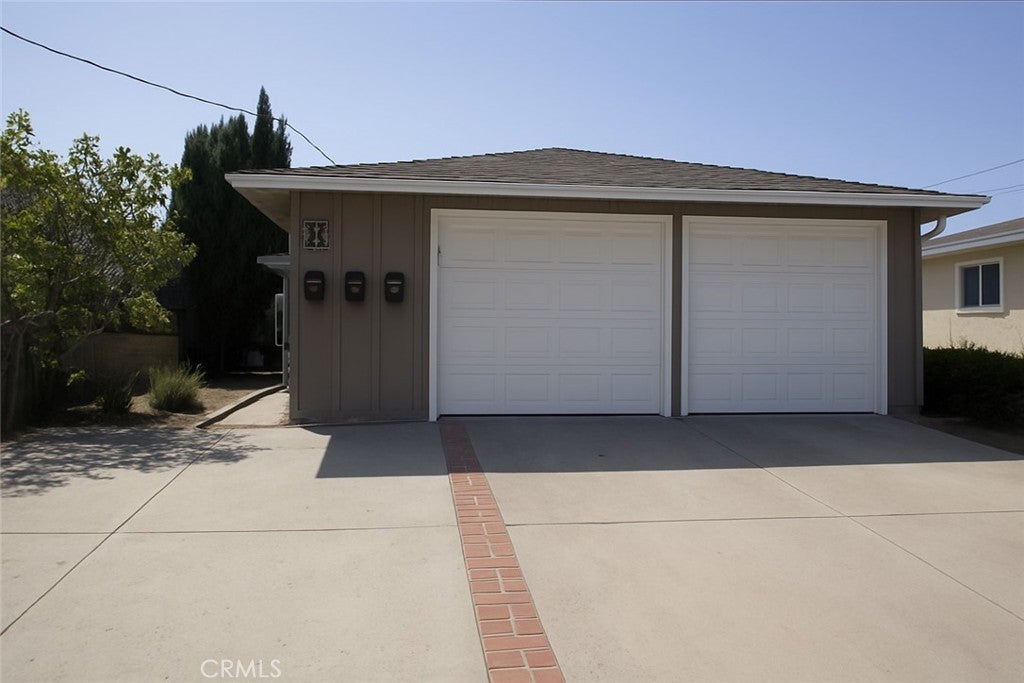 Photo of Listing #IN25232204