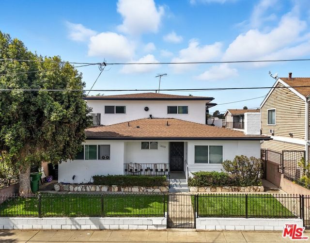 12539 York Avenue, Hawthorne.