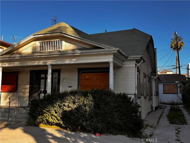1730 N Kenmore Avenue, Los Angeles