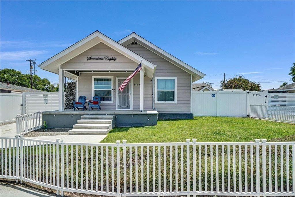 Photo of Listing #OC25279423