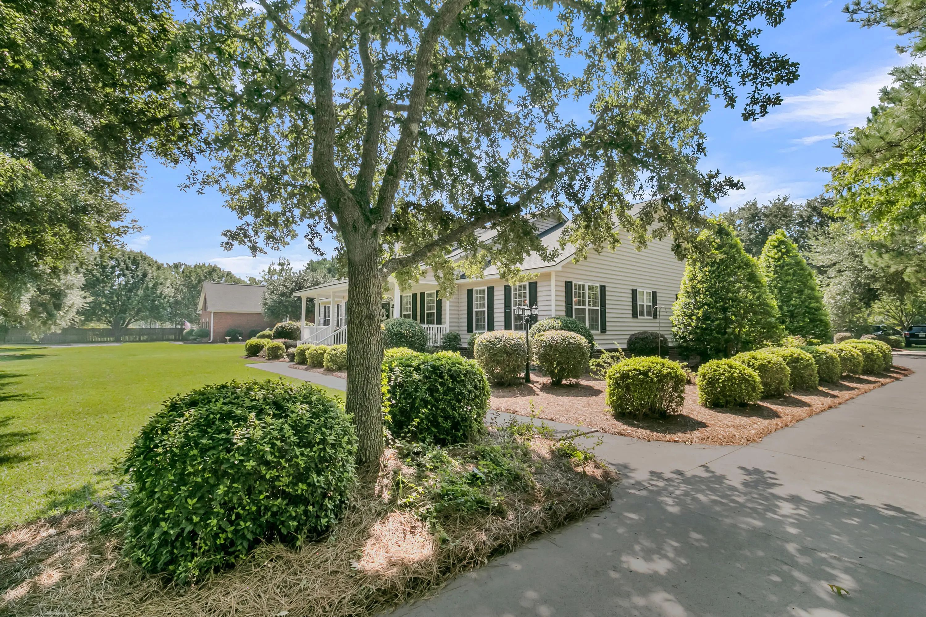 179 W Butternut Road, Summerville, SC, 29483
