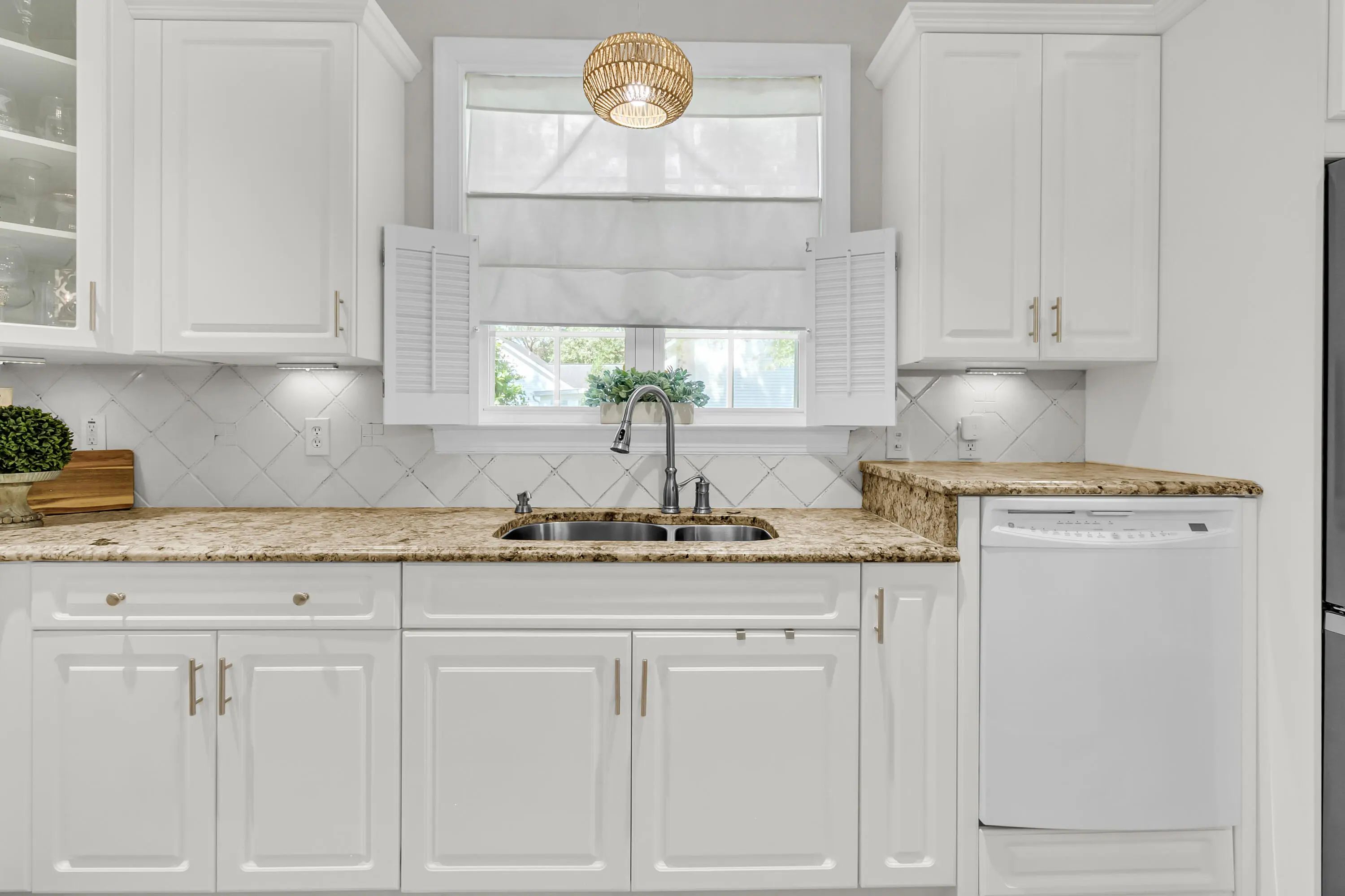 179 W Butternut Road, Summerville, SC, 29483