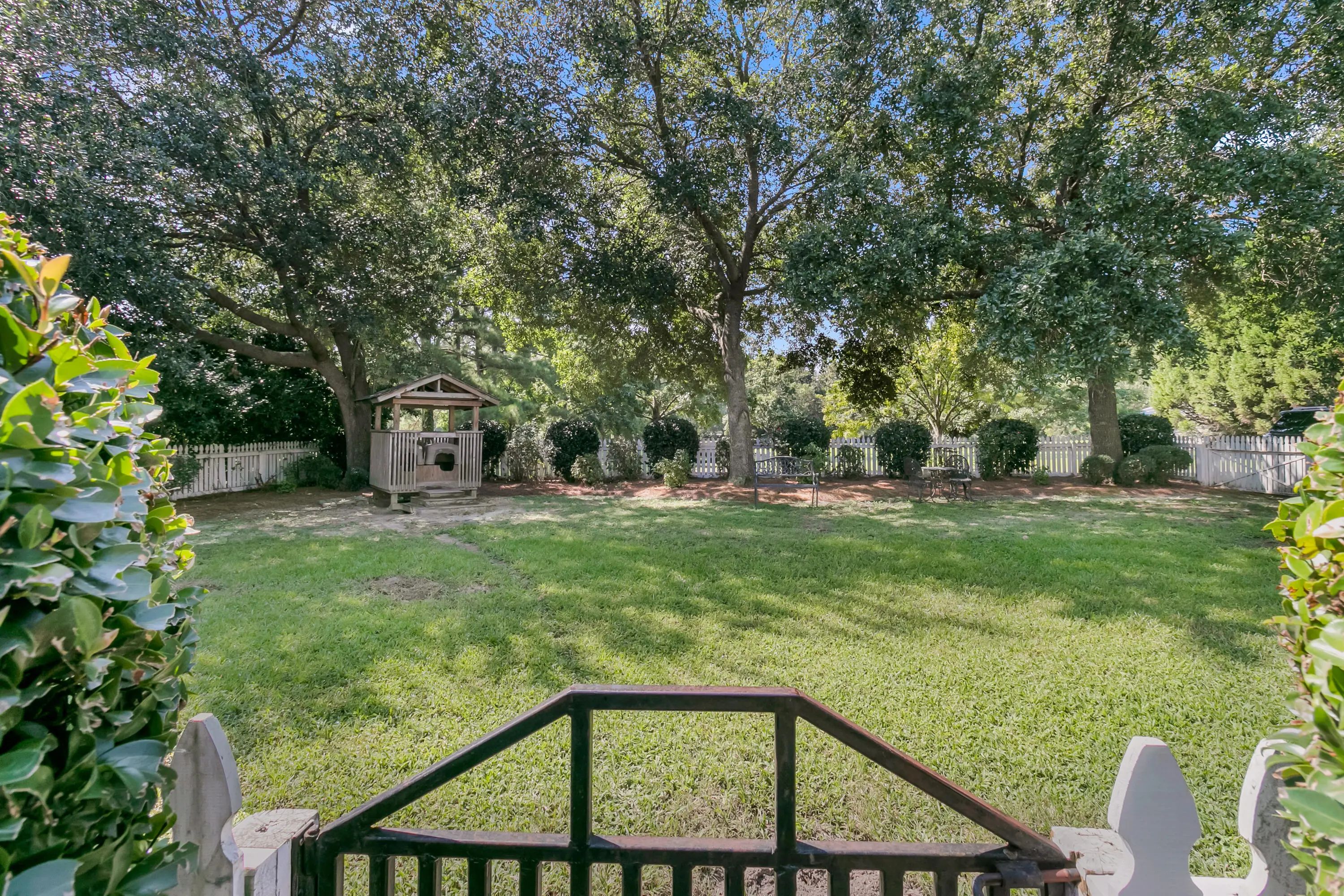 179 W Butternut Road, Summerville, SC, 29483