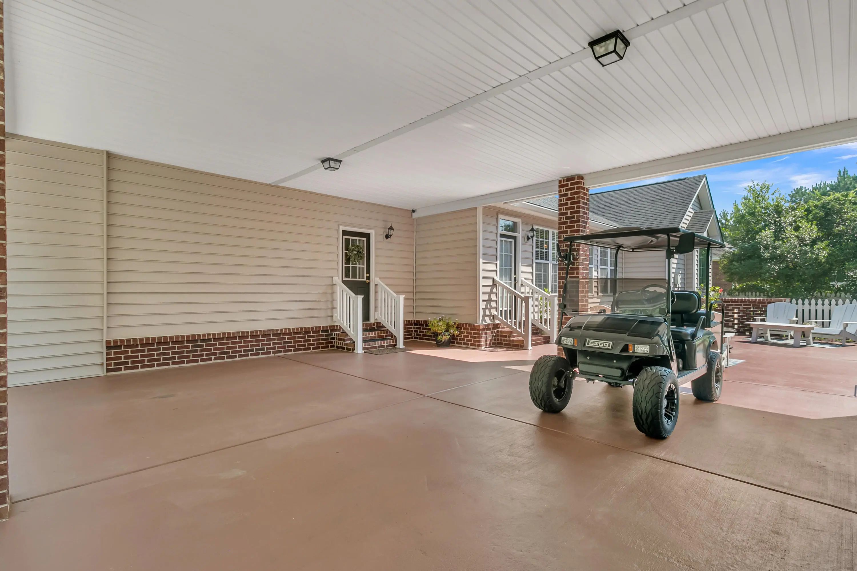 179 W Butternut Road, Summerville, SC, 29483