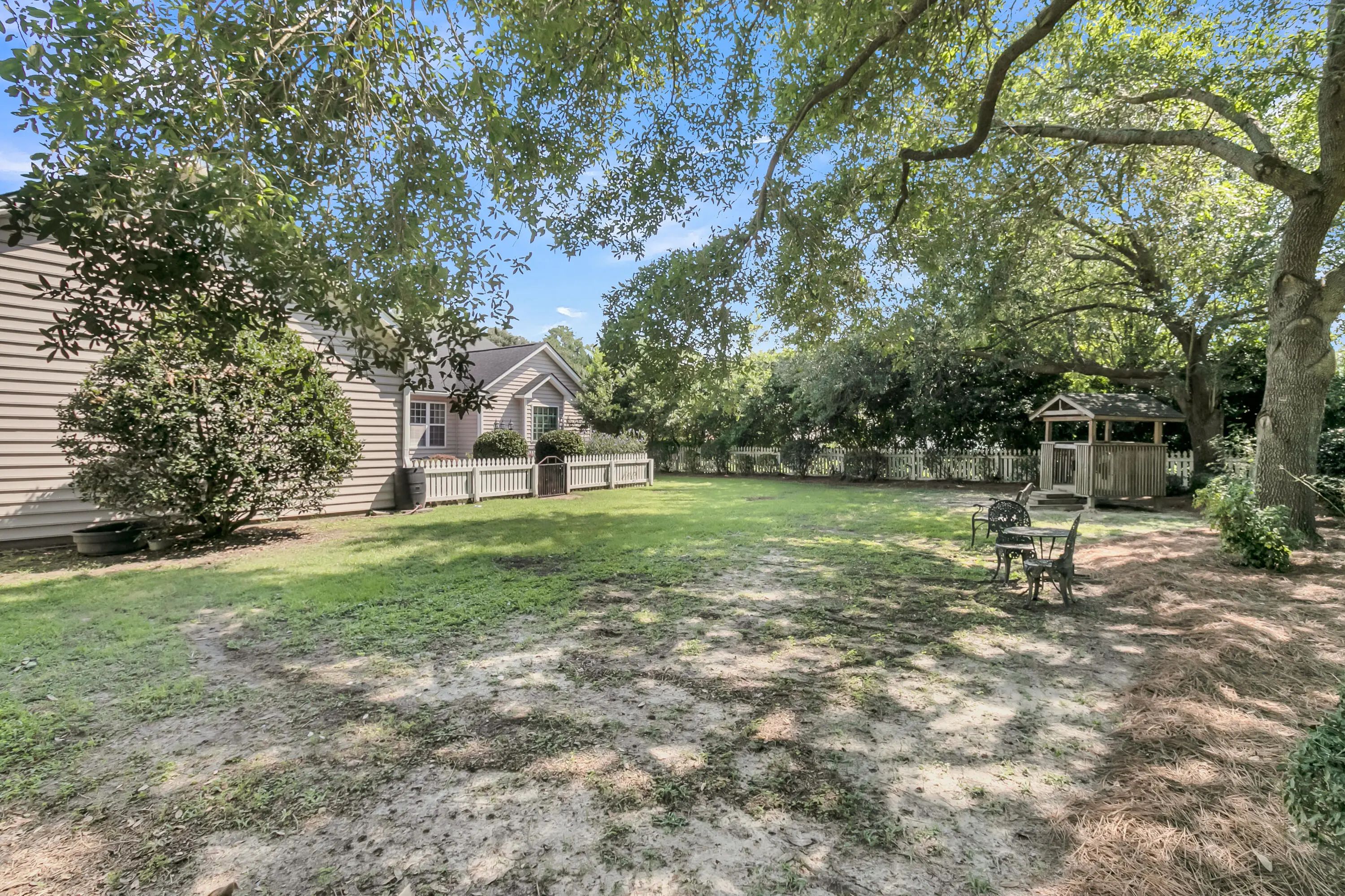 179 W Butternut Road, Summerville, SC, 29483