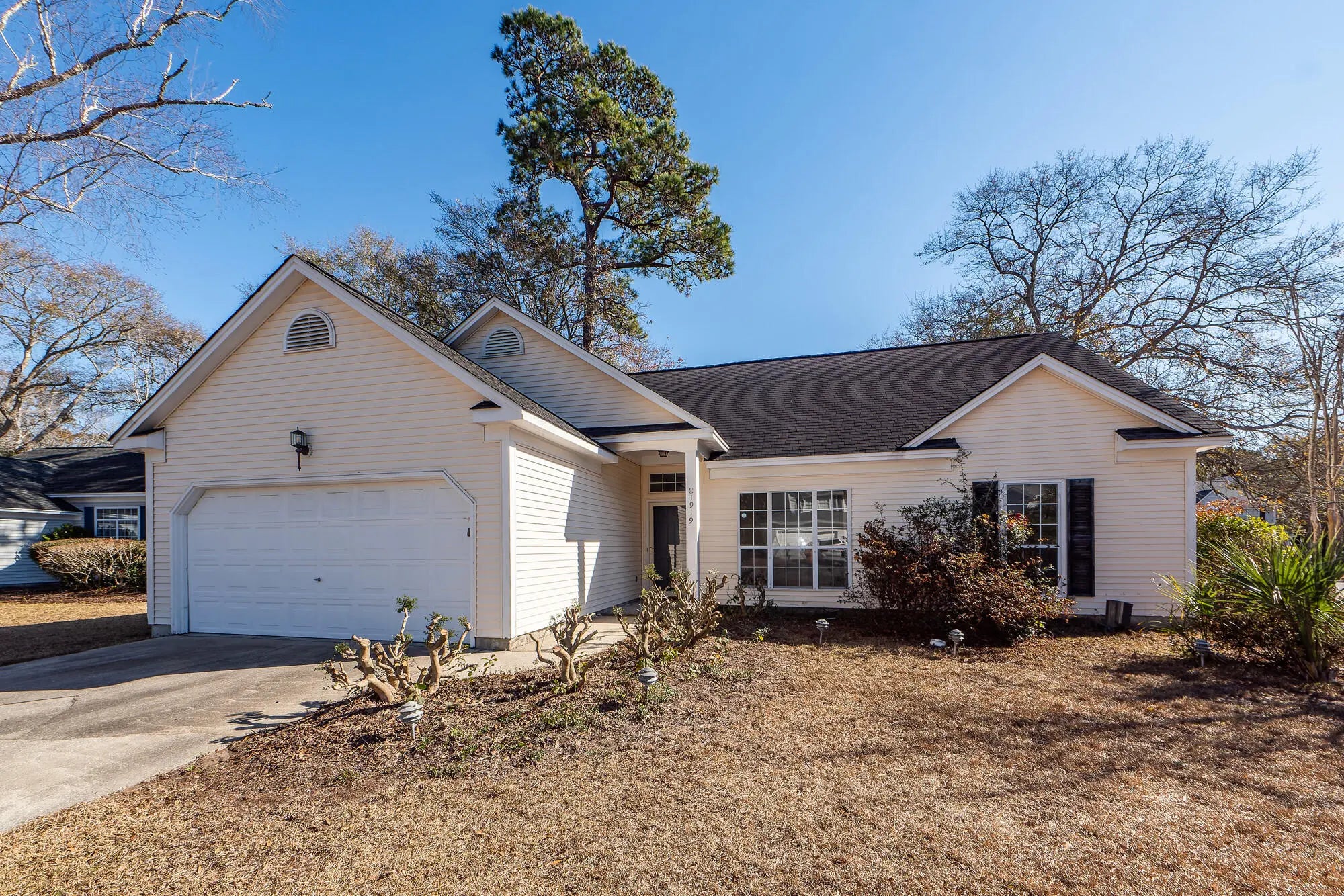 Photo of Listing #25001557