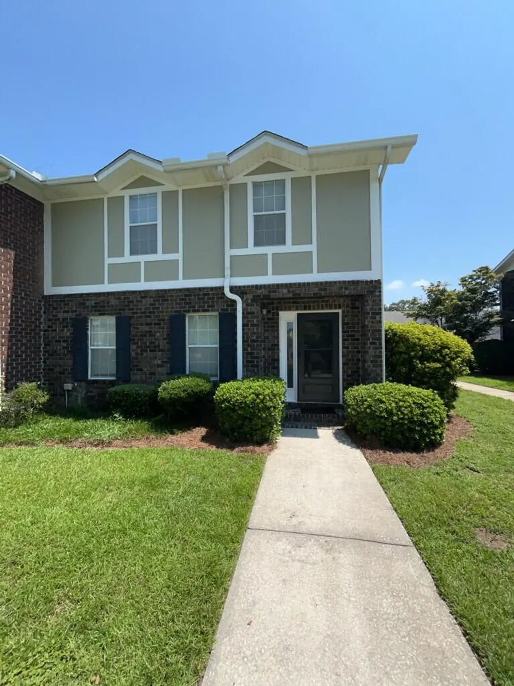 2915 Cathedral Lane, Charleston