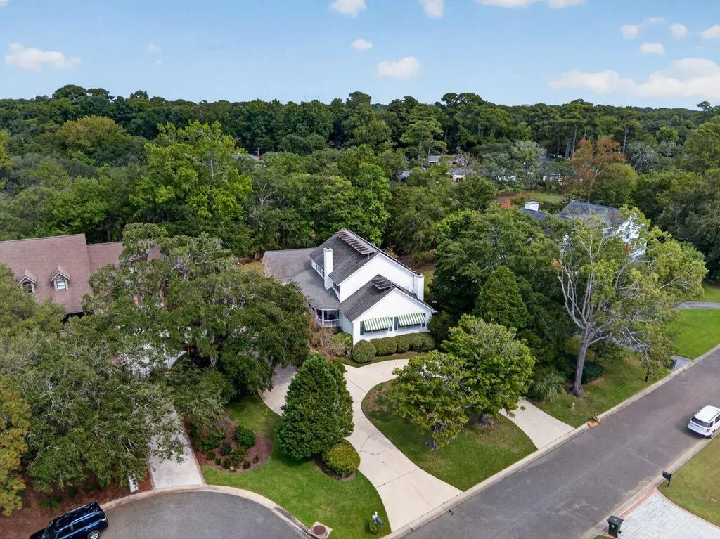 86 Indigo Point Drive, Charleston