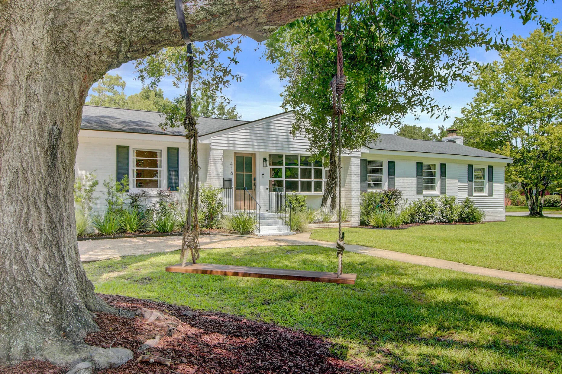 Photo of Listing #25023527