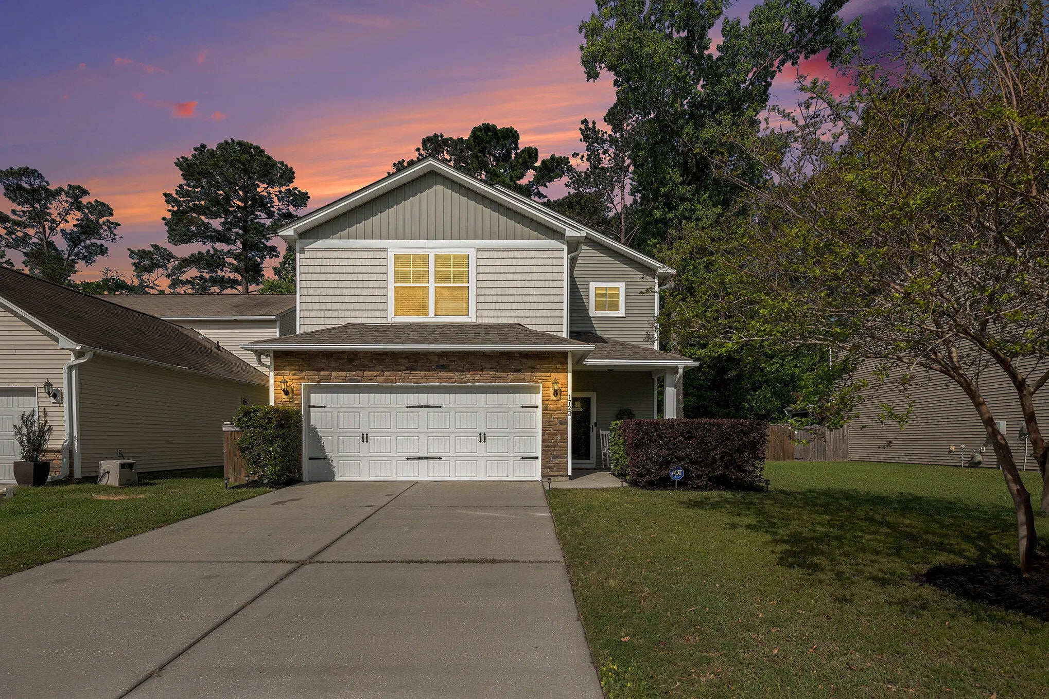 Photo of Listing #25013628