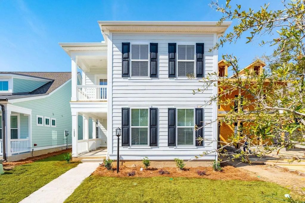202 Cantona Drive, Summerville