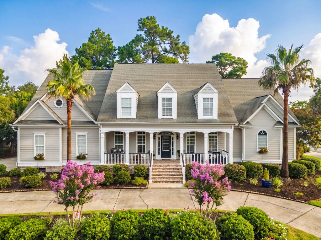 2740 Oak Manor Drive, Mount Pleasant