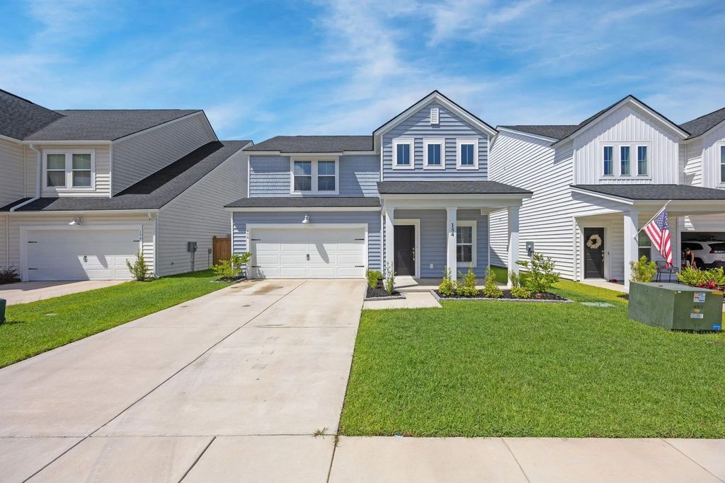 154 Tuscan Sun Street, Summerville