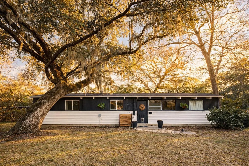 1986 Raina Street, Johns Island