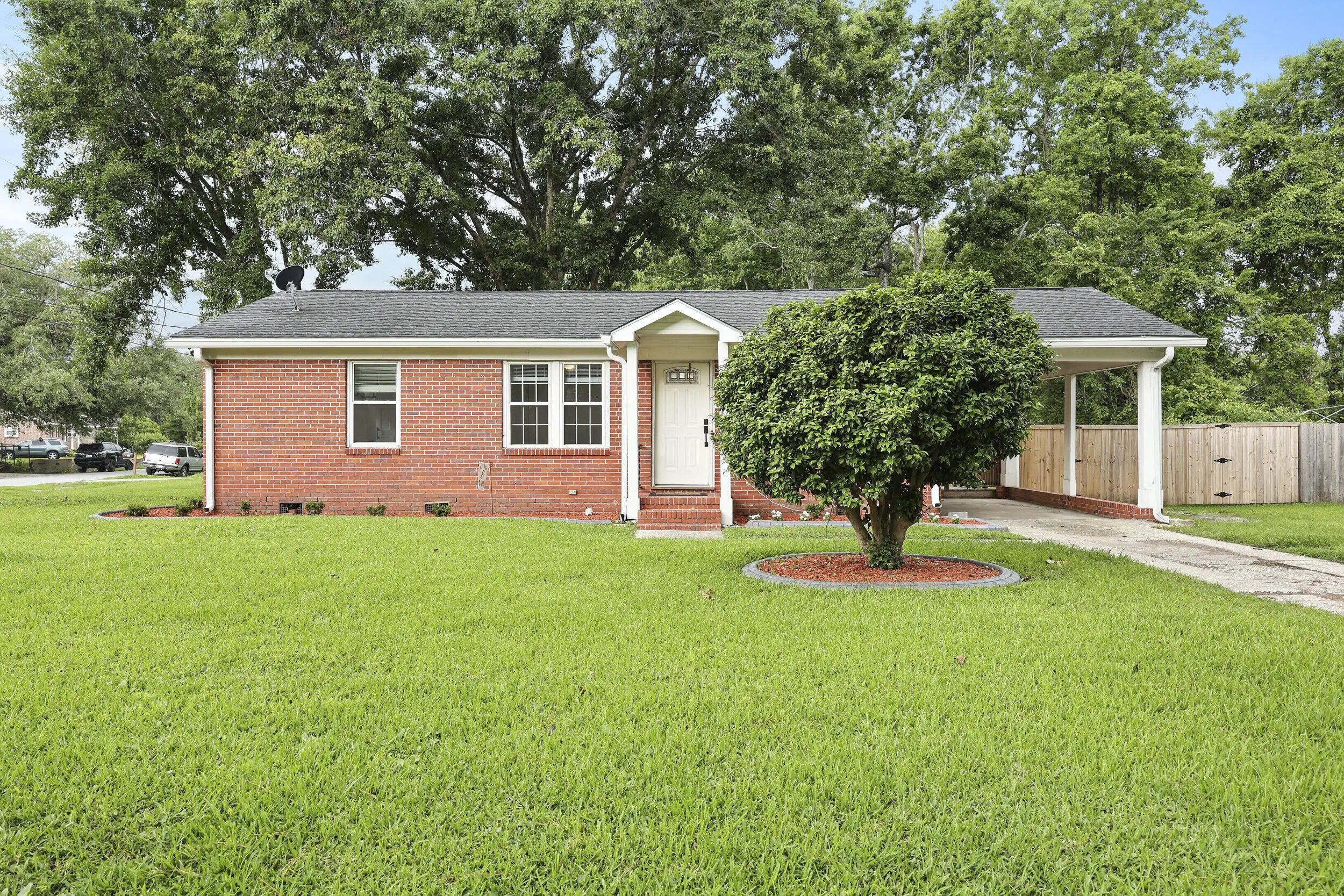 Photo of Listing #25016225