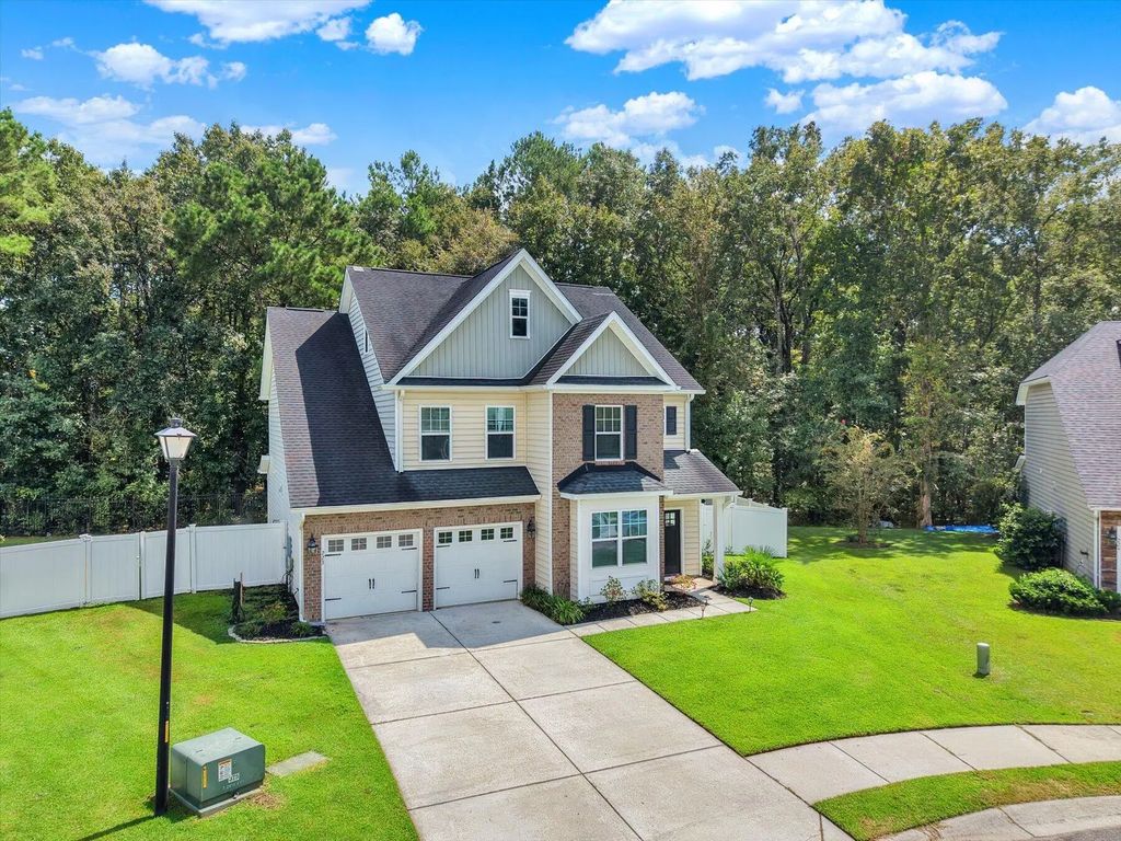 223 Buttonbush Court, Moncks Corner